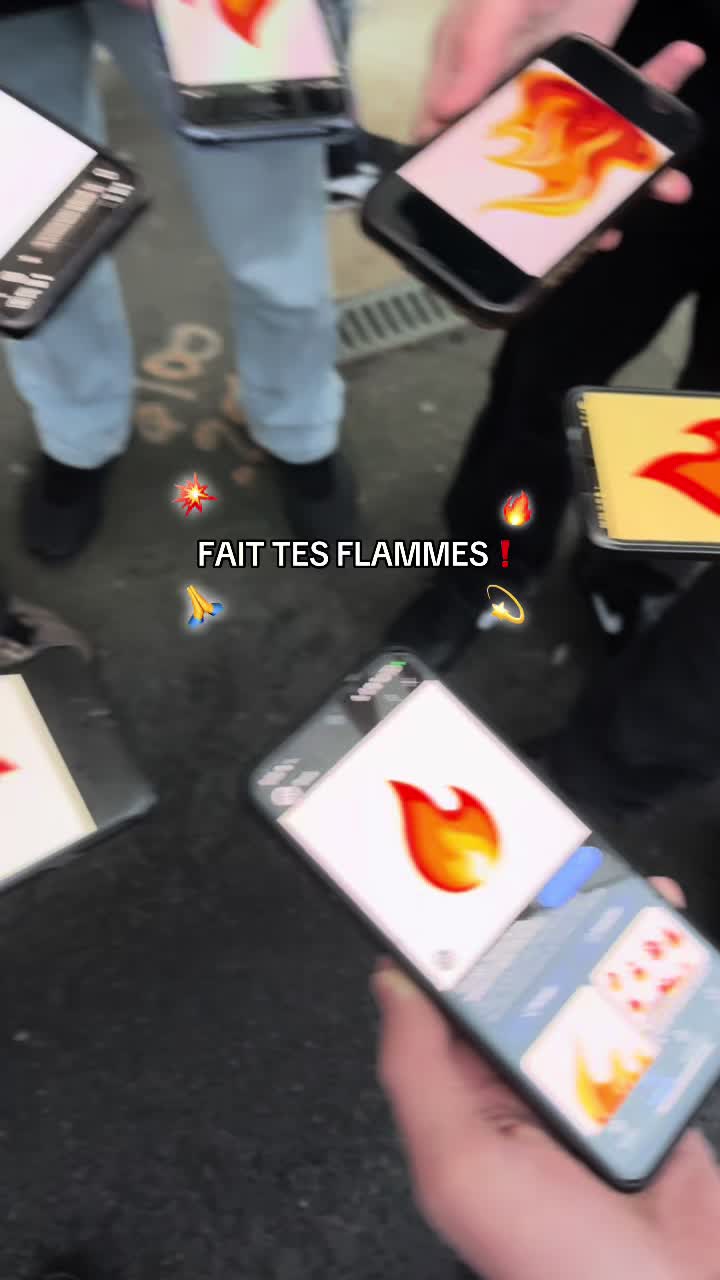 @⃟