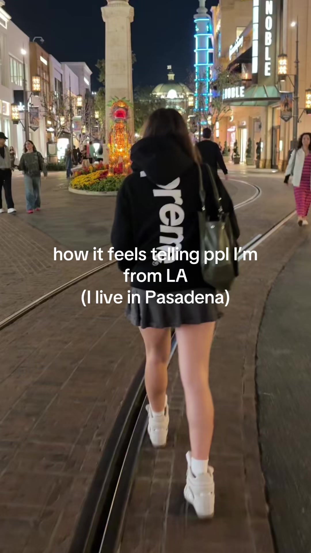 @lani_