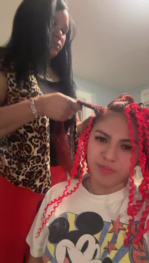 @Esther Zapata