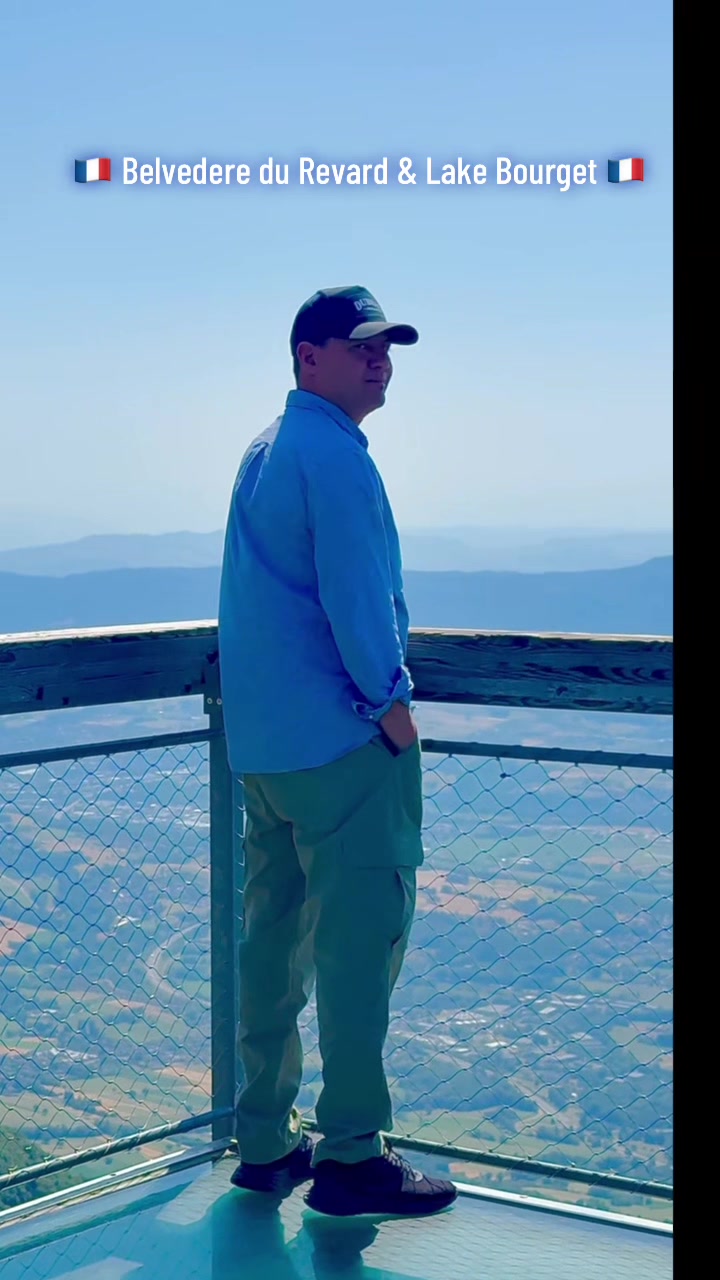 @Traveler
