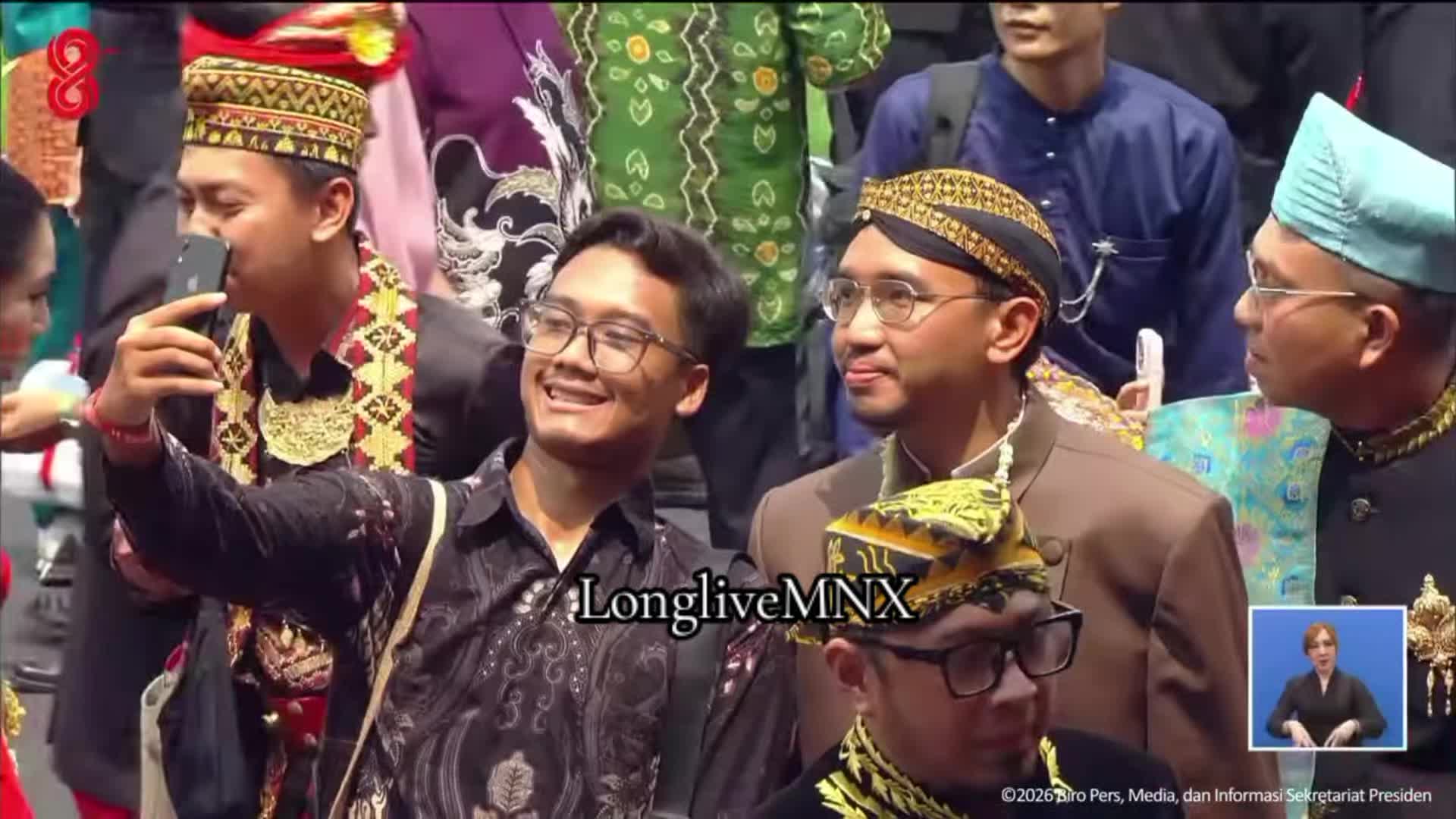 @AYOEK