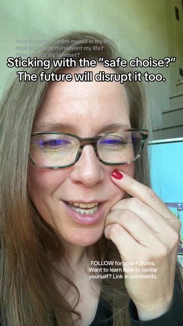 @Personal Futurist Essi Erika