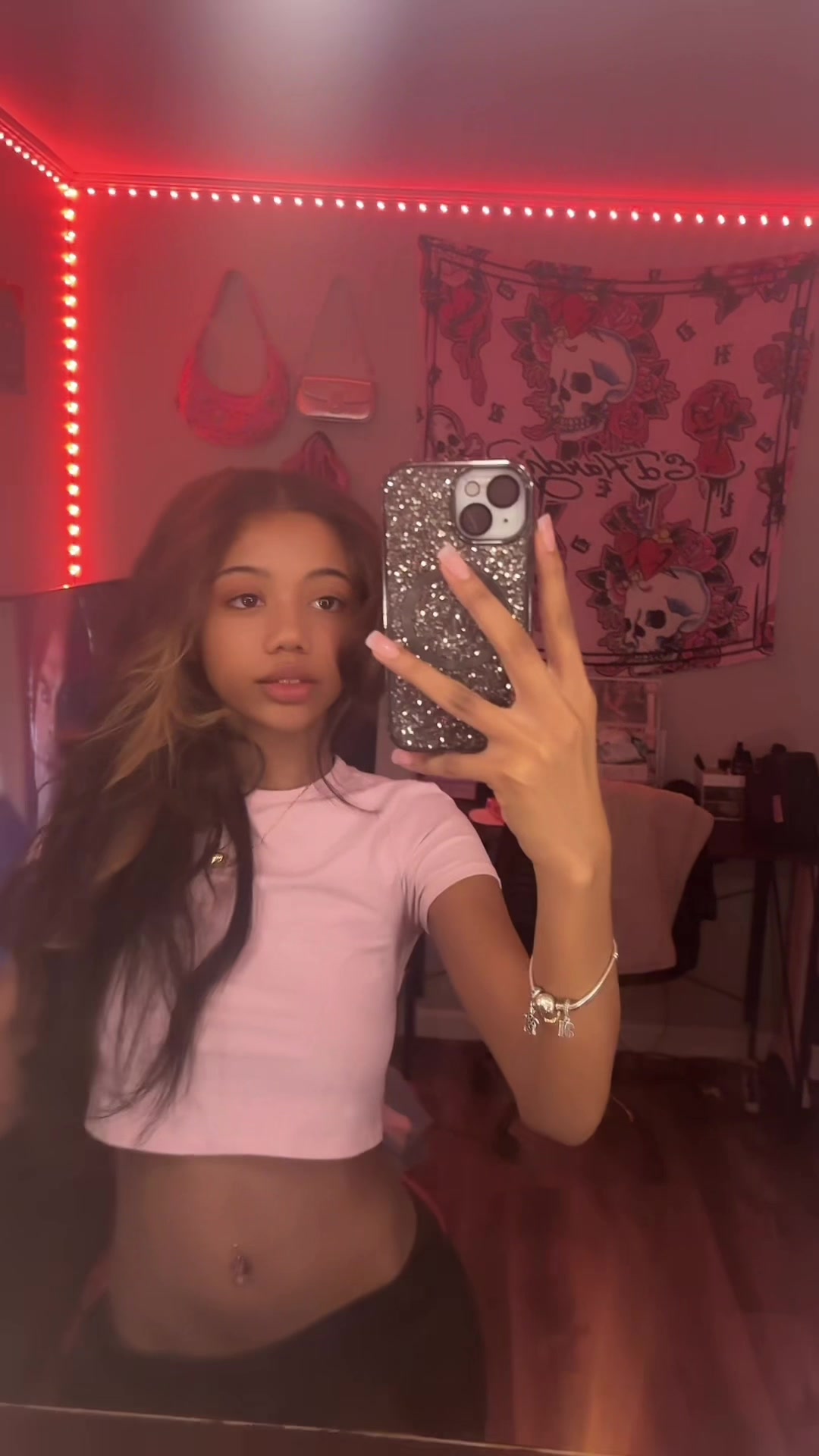 @Liv