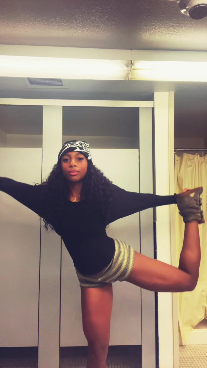 @tairaafolabi