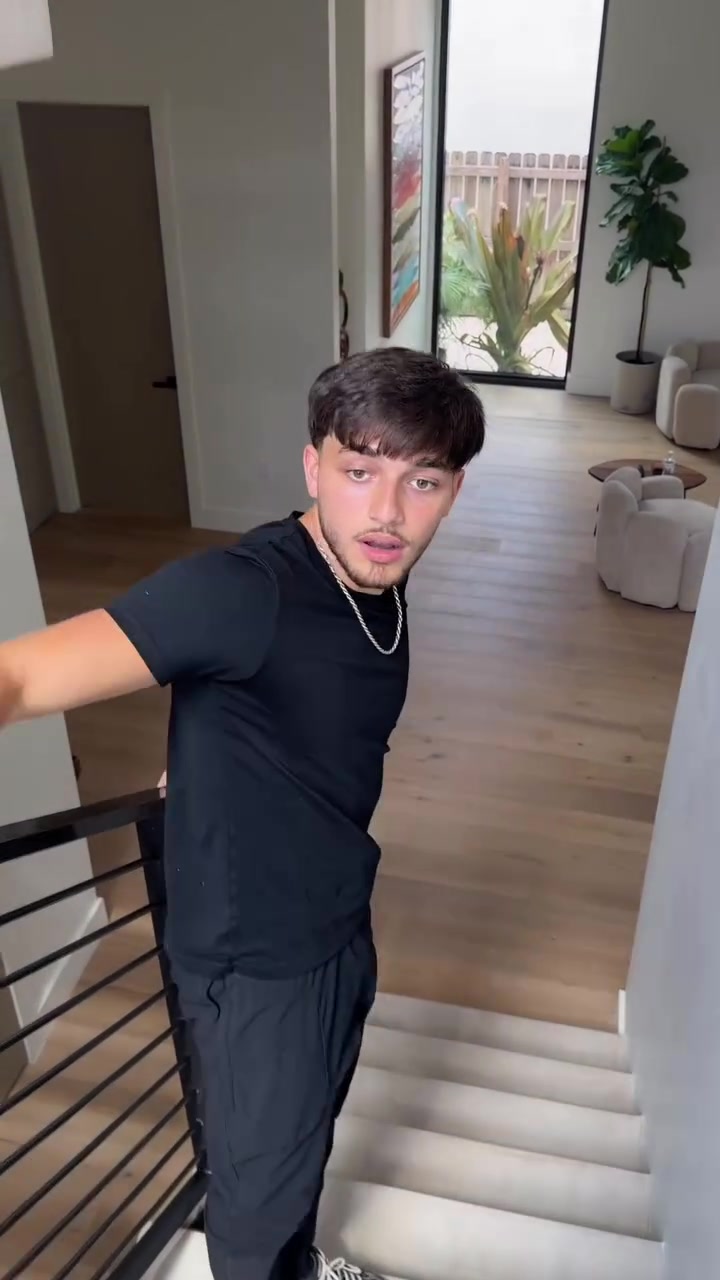 @leviorenusa