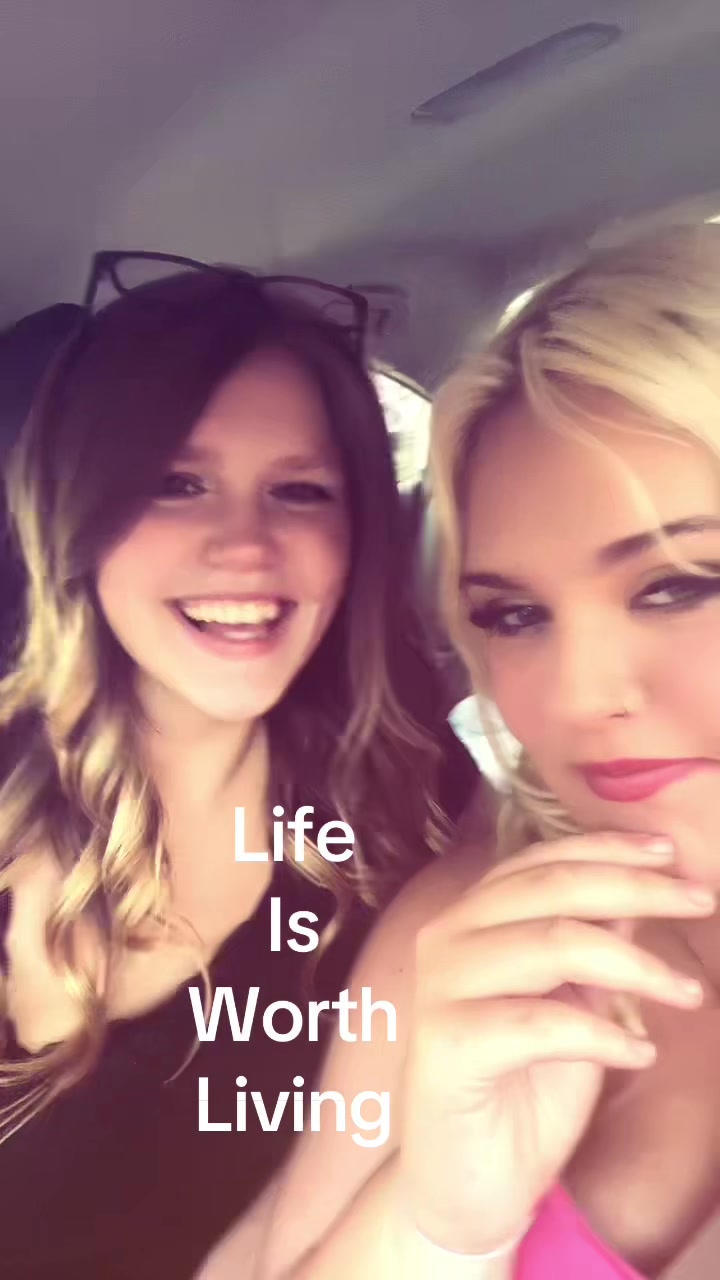 @𝓙𝓮𝓼𝓼𝓵𝔂𝓷 𝓜𝓪𝓻𝓲𝓪𝓱🎀