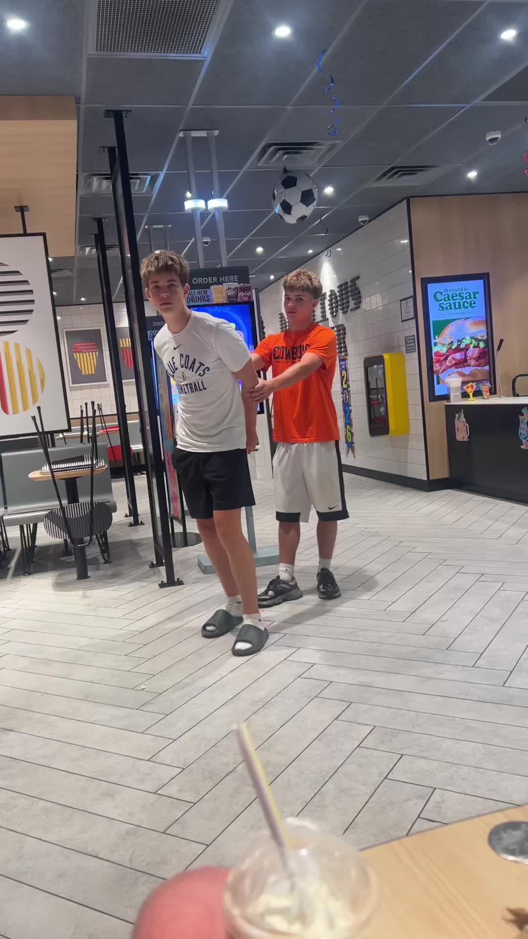 @ᵀʸ🦖