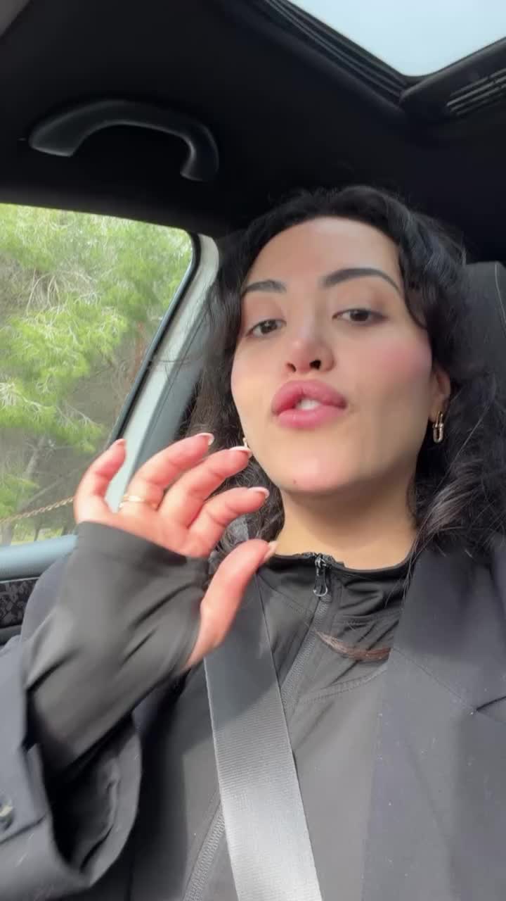 @Saricooloficiaal