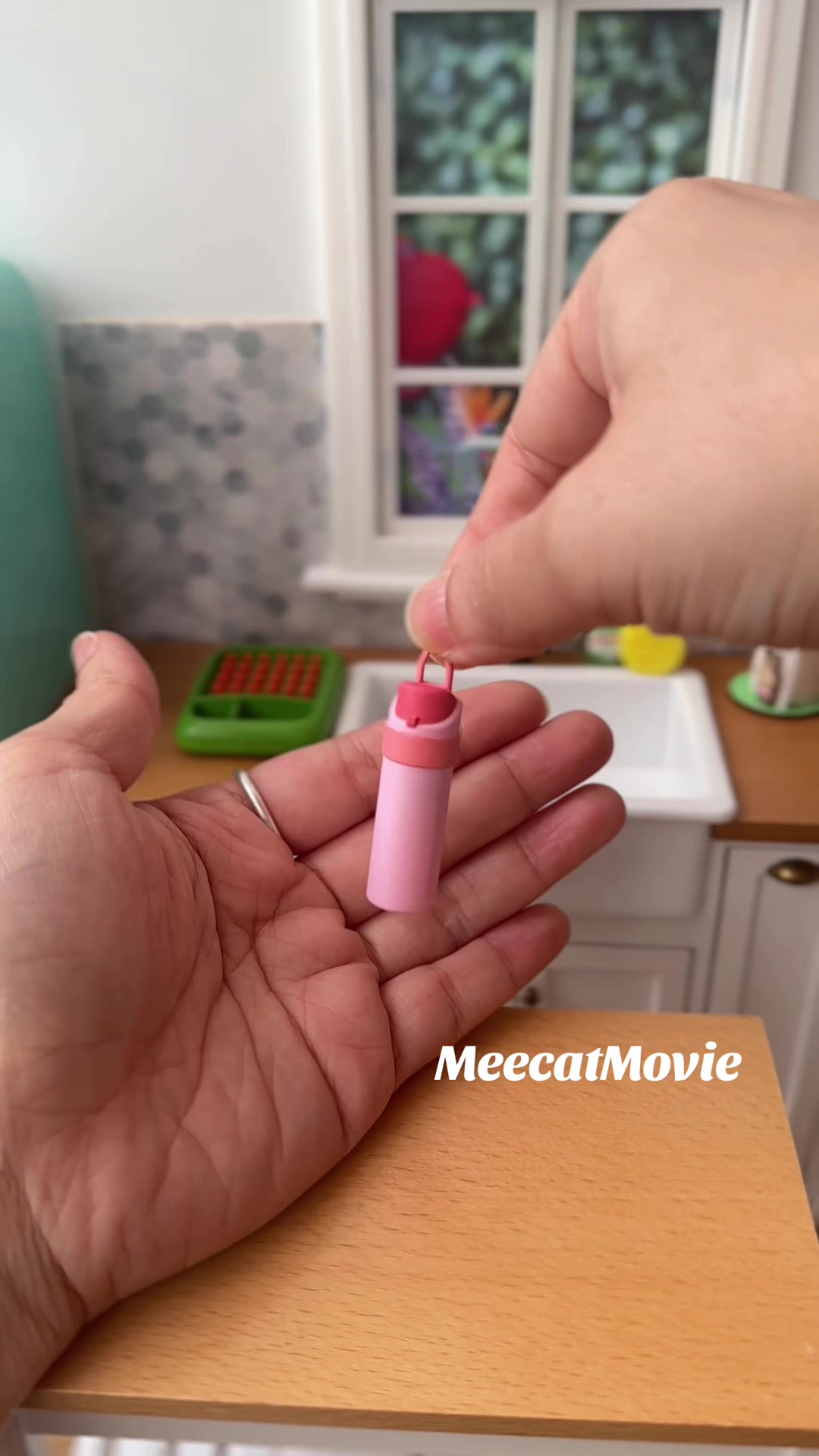 @Meecat