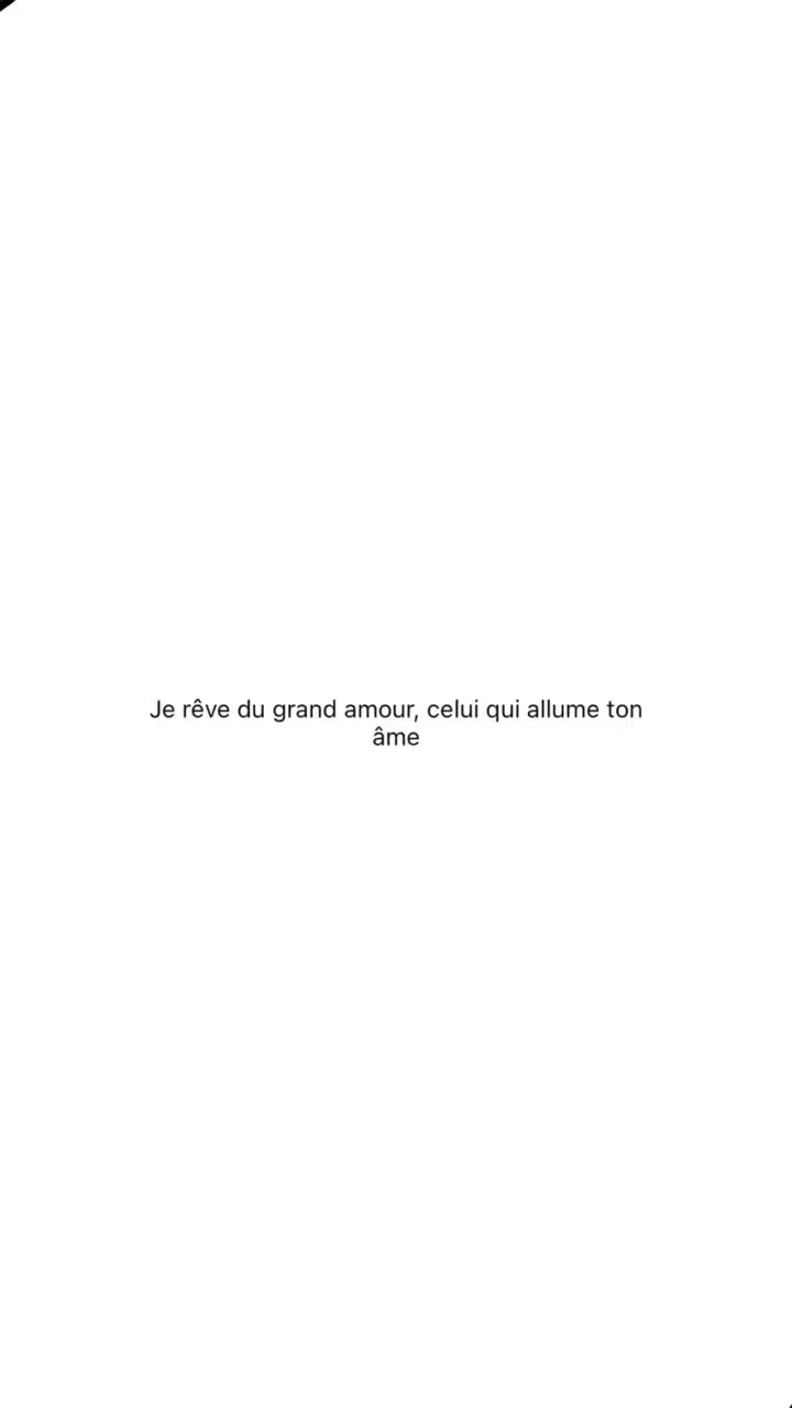 @𝑭𝒍𝒐𝒓𝒂🌸