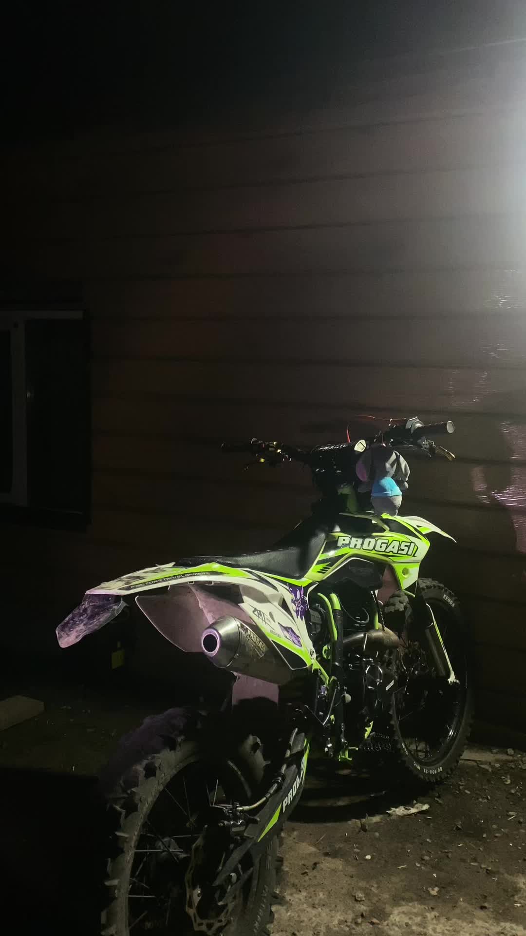 @Maks_moto