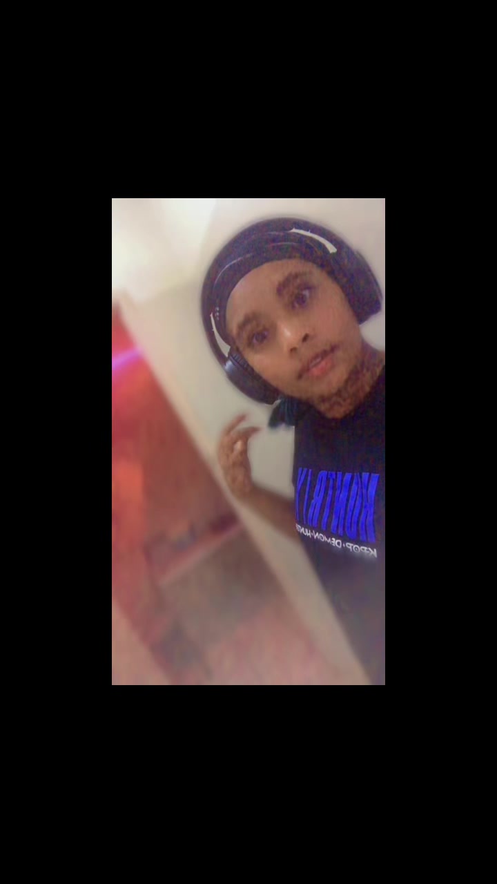 @Mizlilprice_17