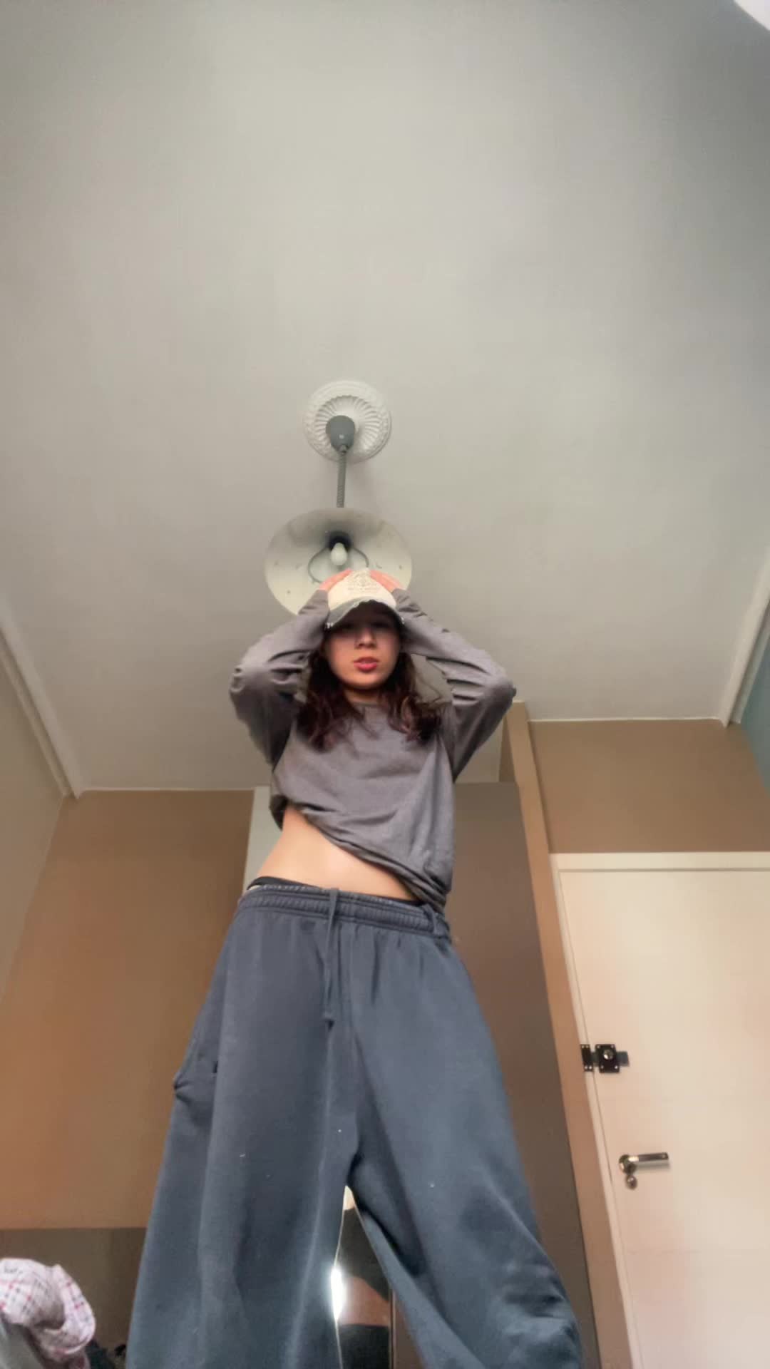 @Ro
