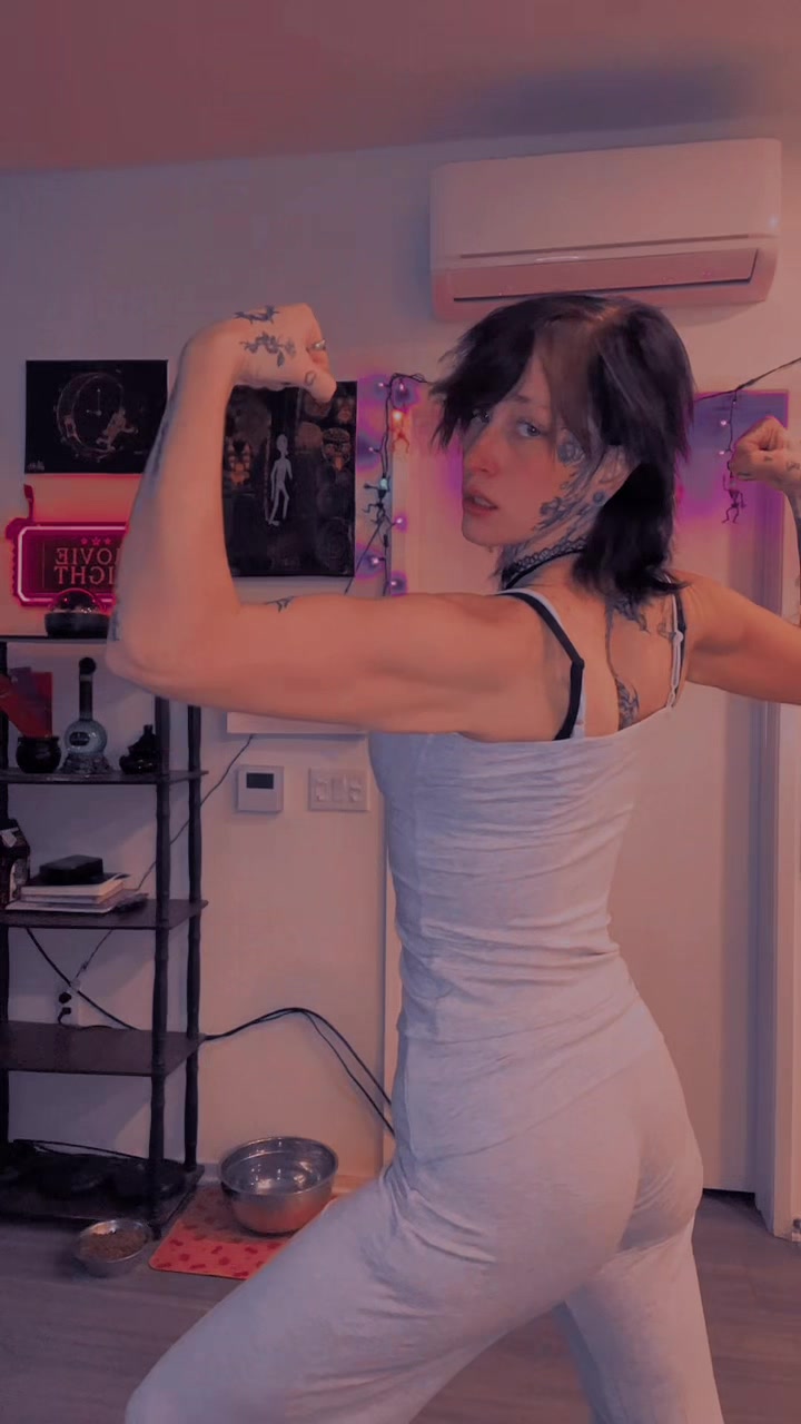 @GoThGoObeR