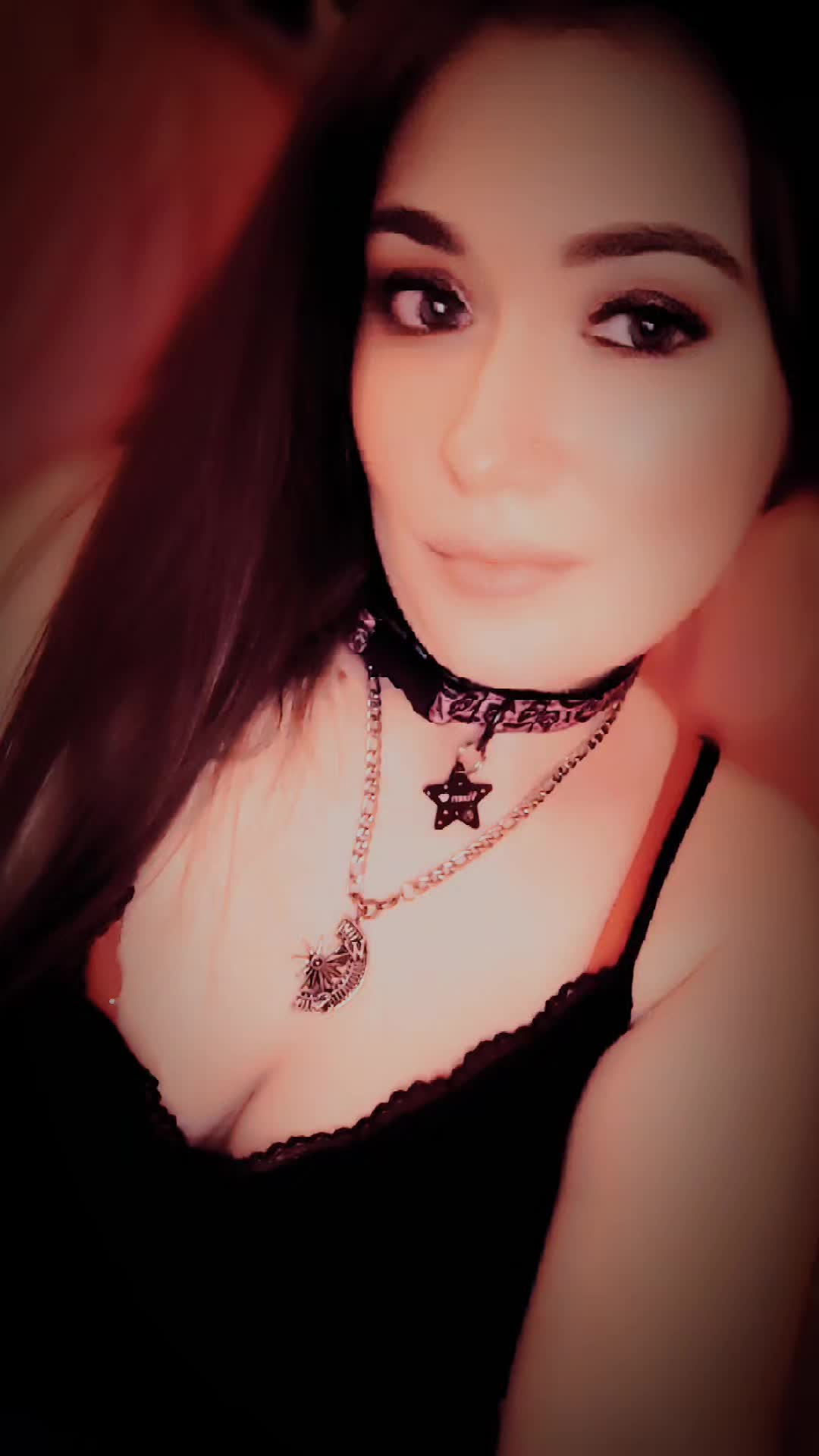 @🖤🩷EmoQueen🩷🖤