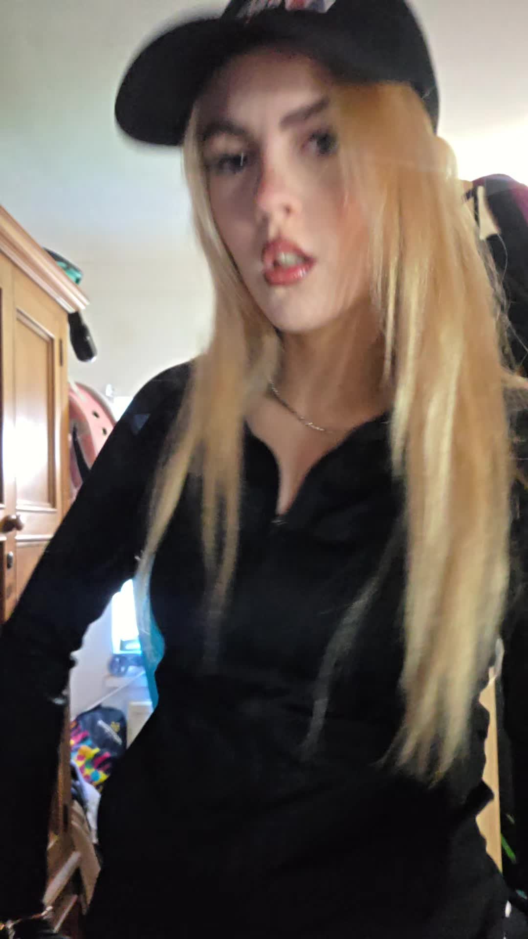 @isabella🍒💋🤍