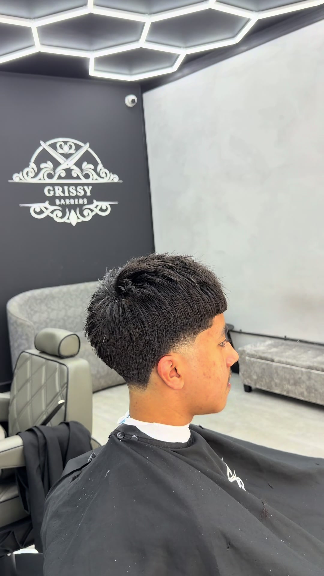 @GRISSY_BARBERS