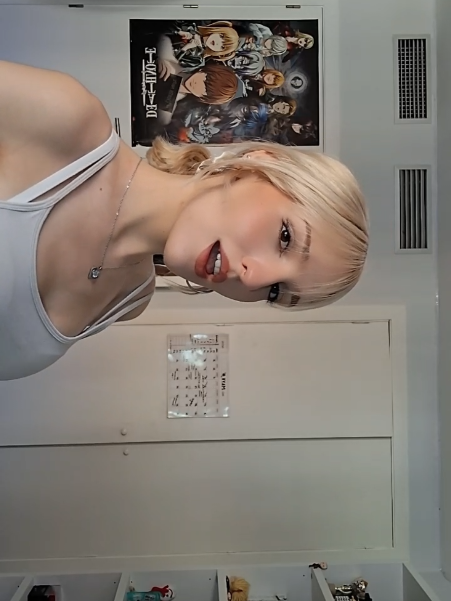 @𝒎𝒂𝒓𝒓𝒛 🦈
