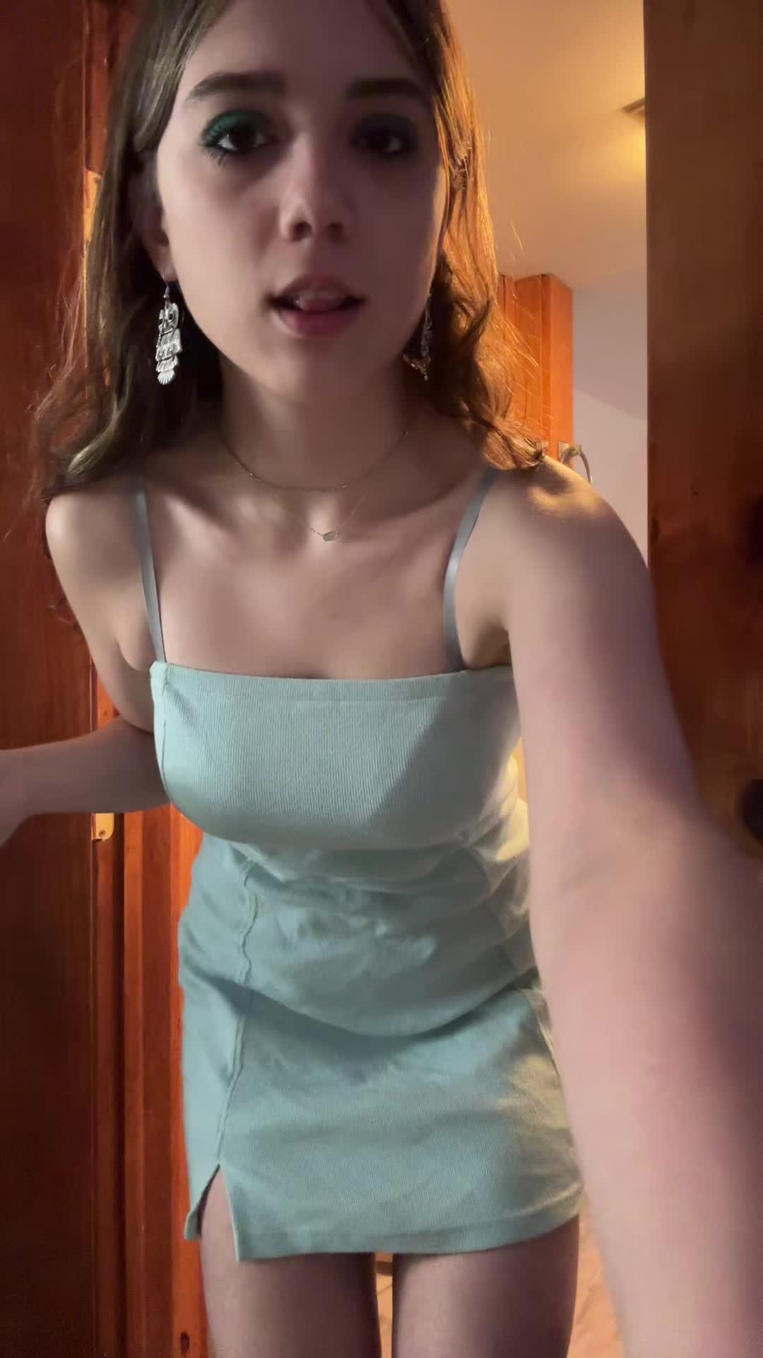 @ellieerosemaryy