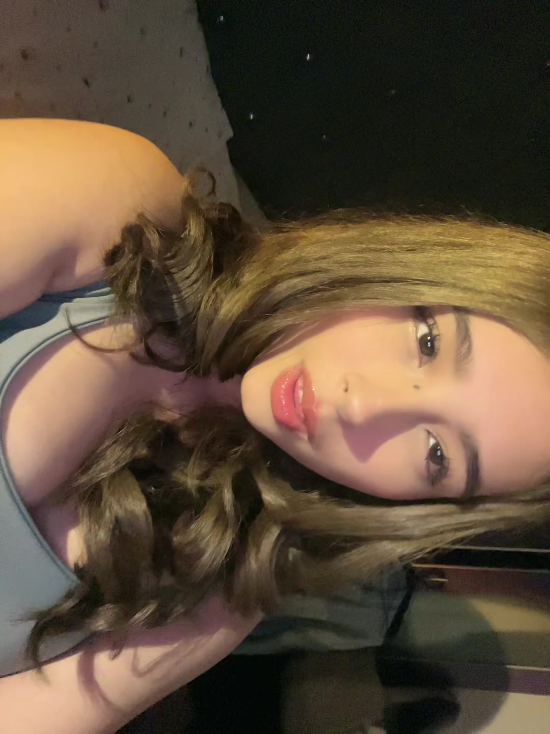 @Ani 🧃