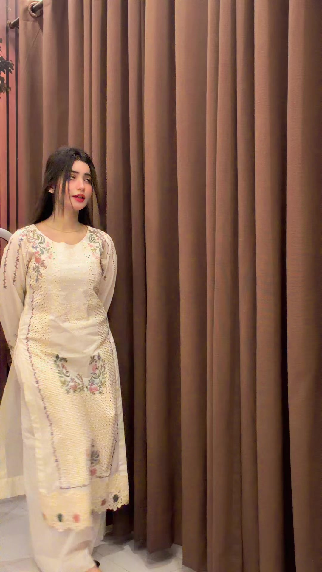 @Izzah khan🔥