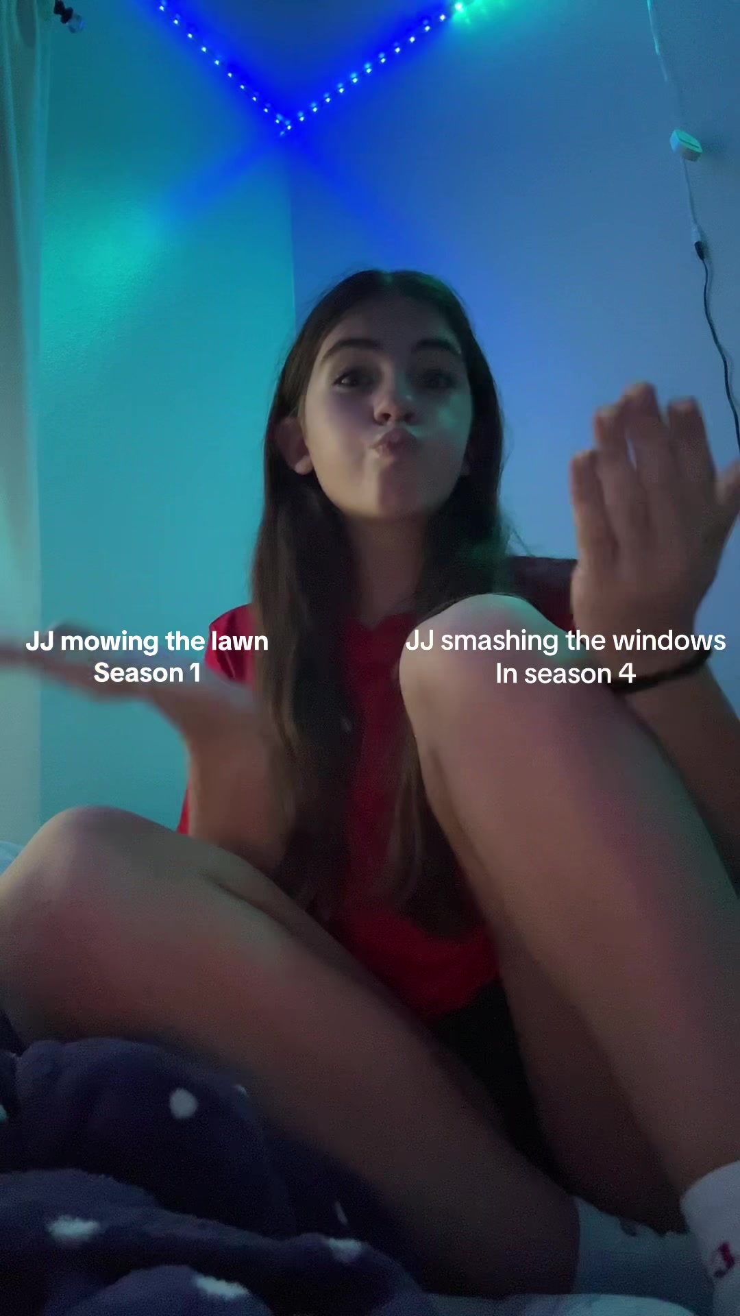 @???