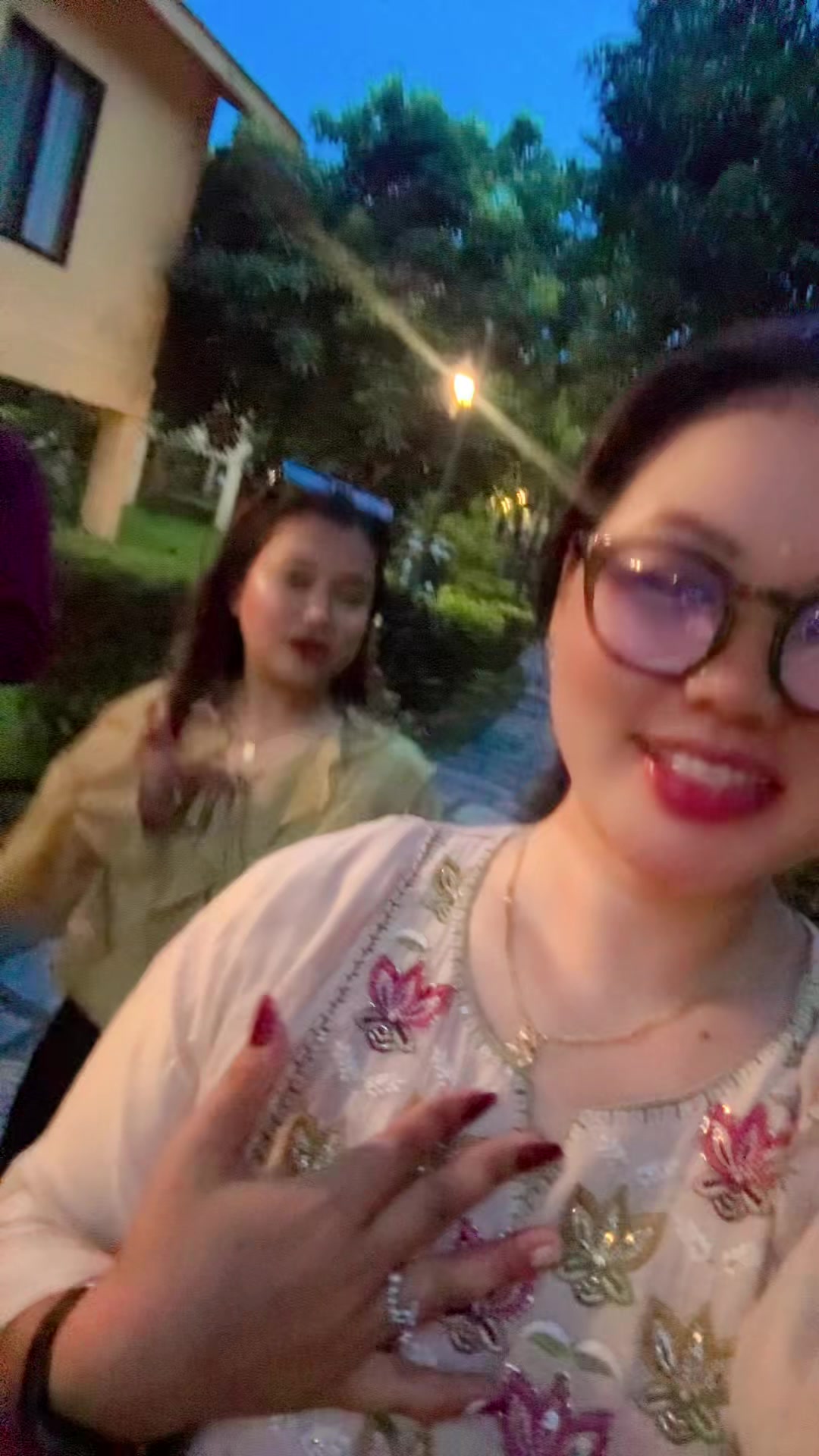 @thakuriesu