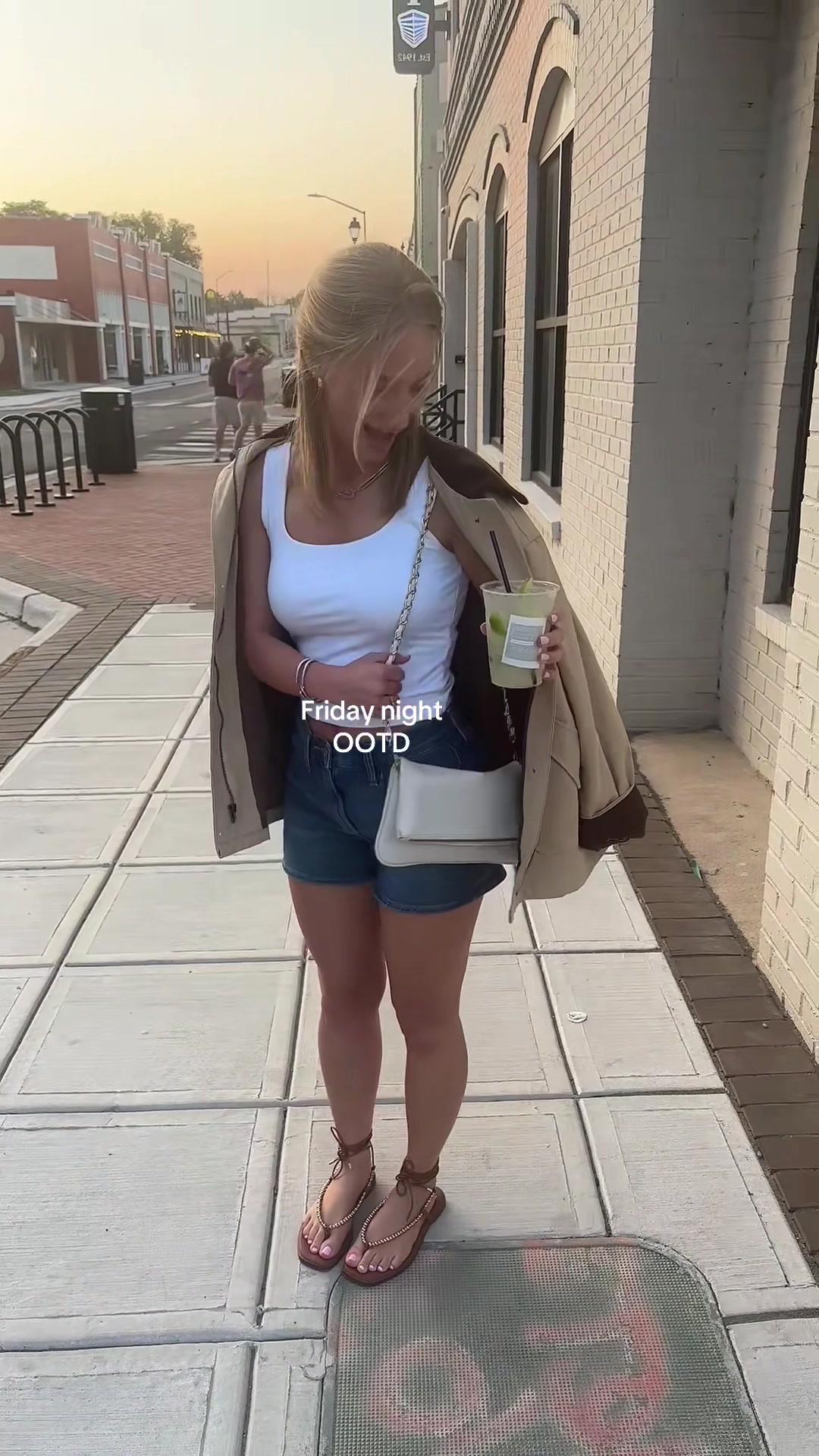 @Aundréa