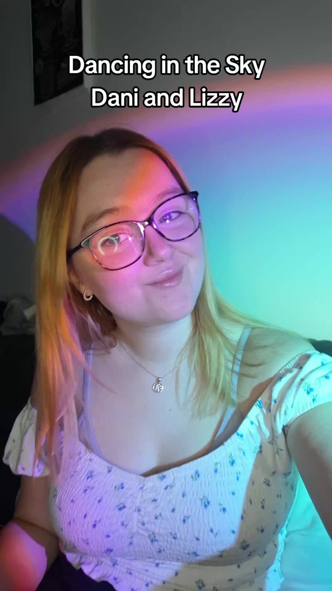 @⚡️💜Emily Lou💜⚡️