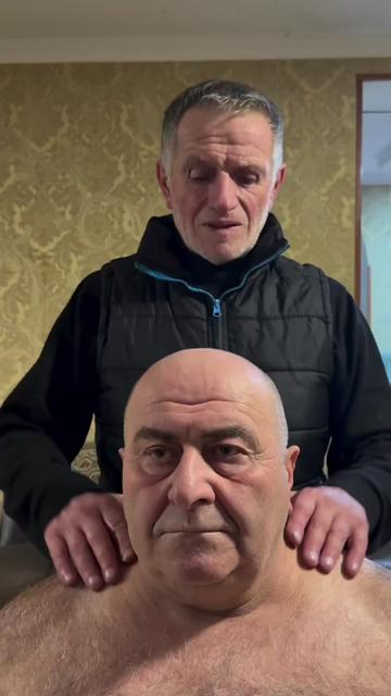 @░MARK░DAD░FAN░