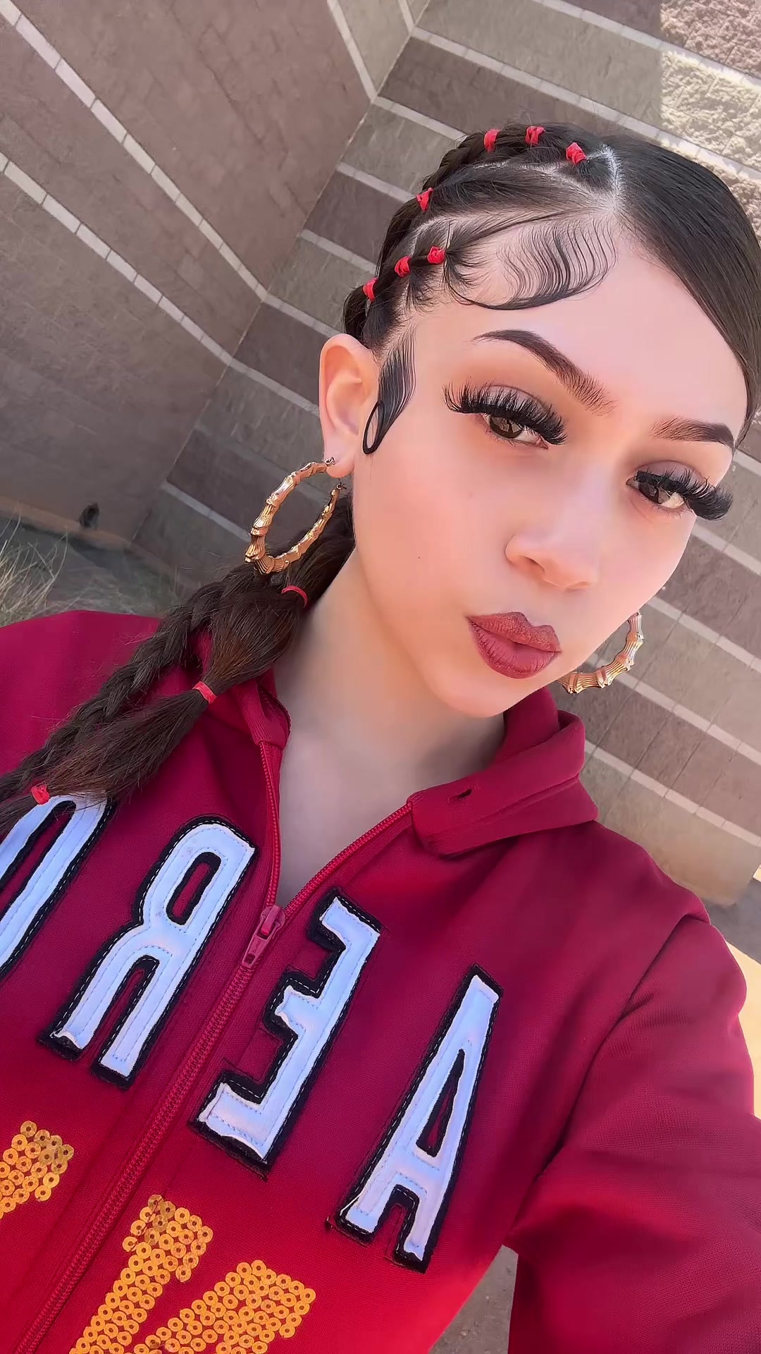 @yogurlyali