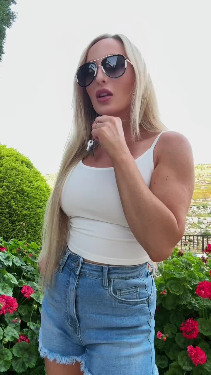 @The REAL Miss Courtney