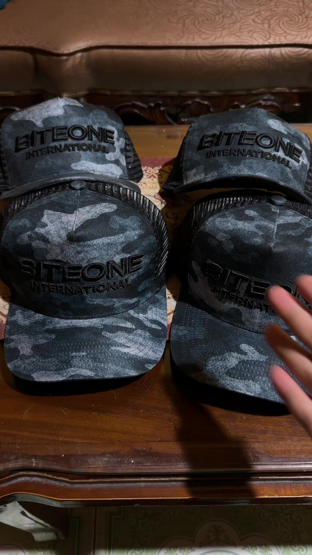 @BITEONELURE