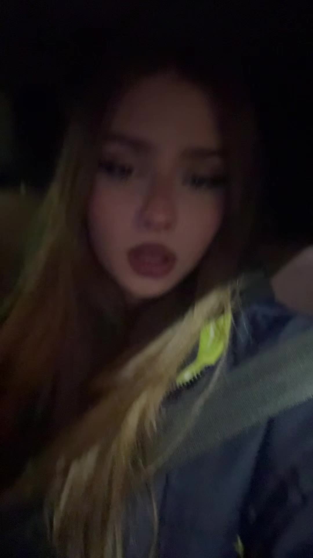 @🧟♀️