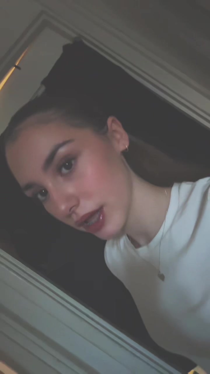 @maisieᥫ᭡.