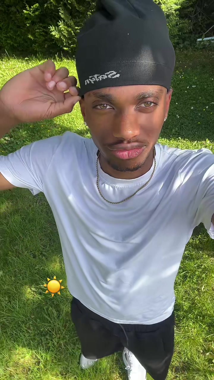 @Yoovy📀