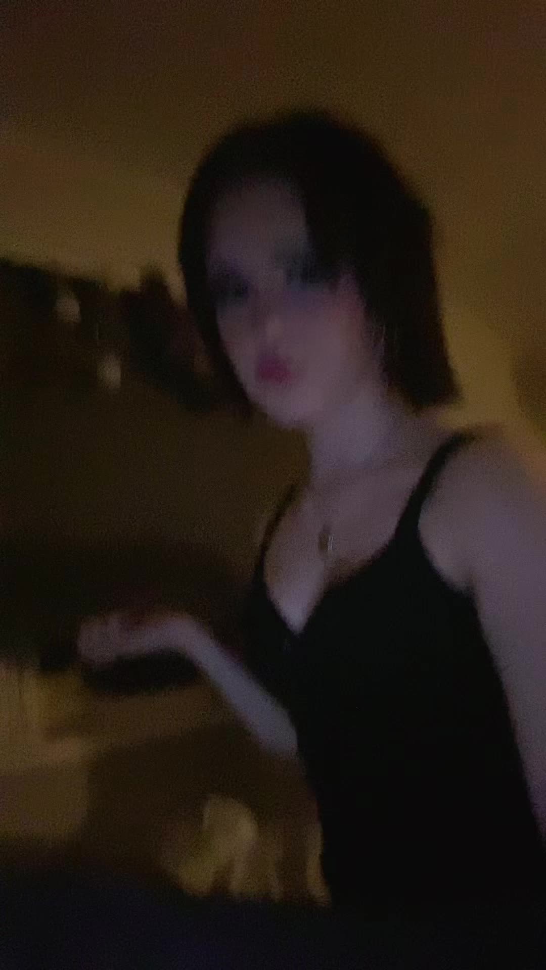 @Nela😼😼