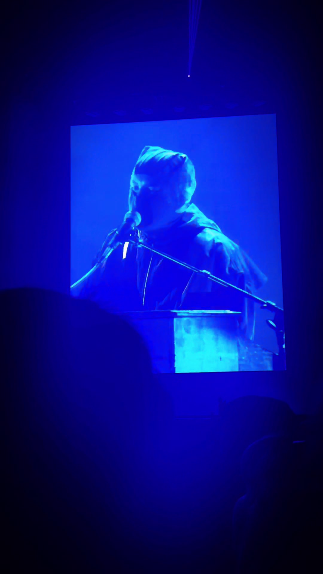 @Carly Farquhar |-/