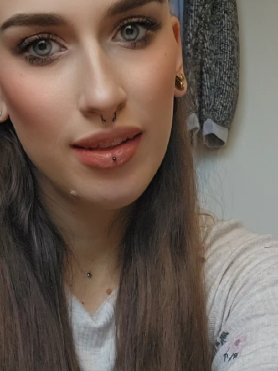 @aanki.