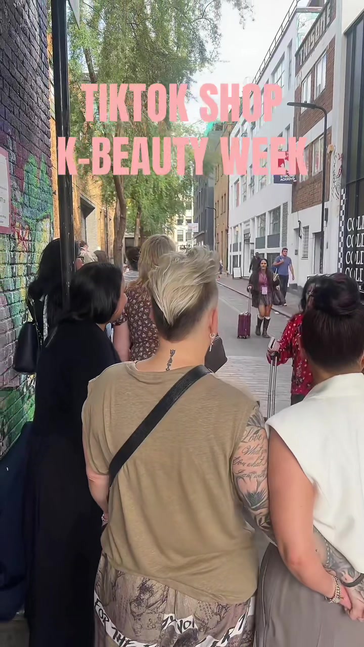 @Naomi | Travel | Wellness