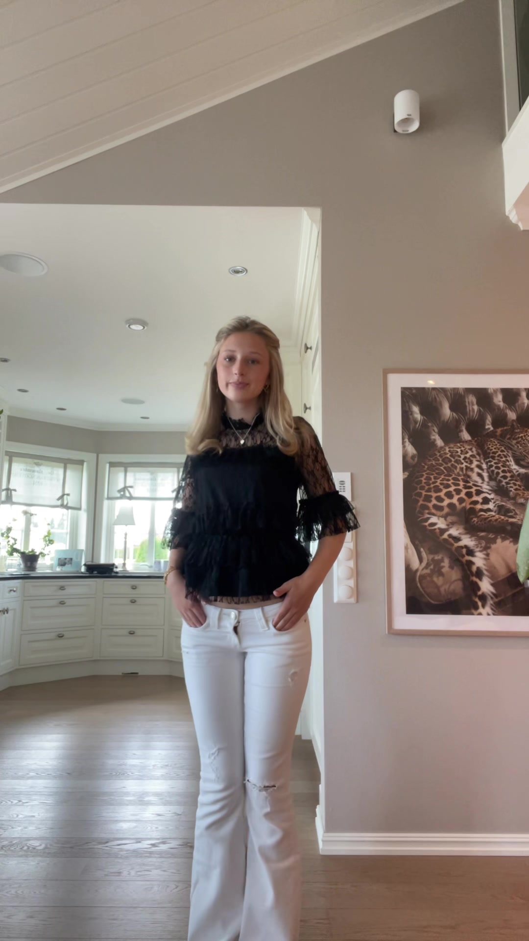 @Nicolineasland