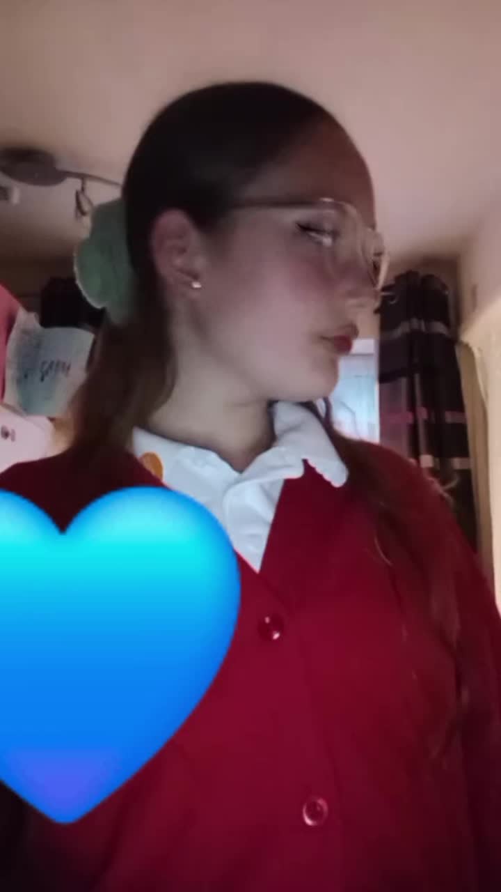 @Cara_777APPLEHEAD🍎MJFANGIRL🕊