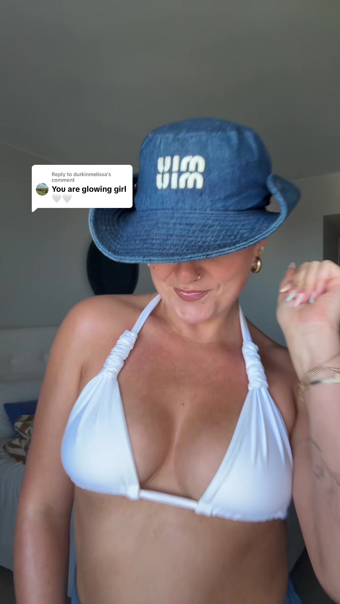 @elbuckles