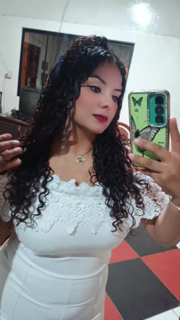 @Sophia🧚🏽♀️