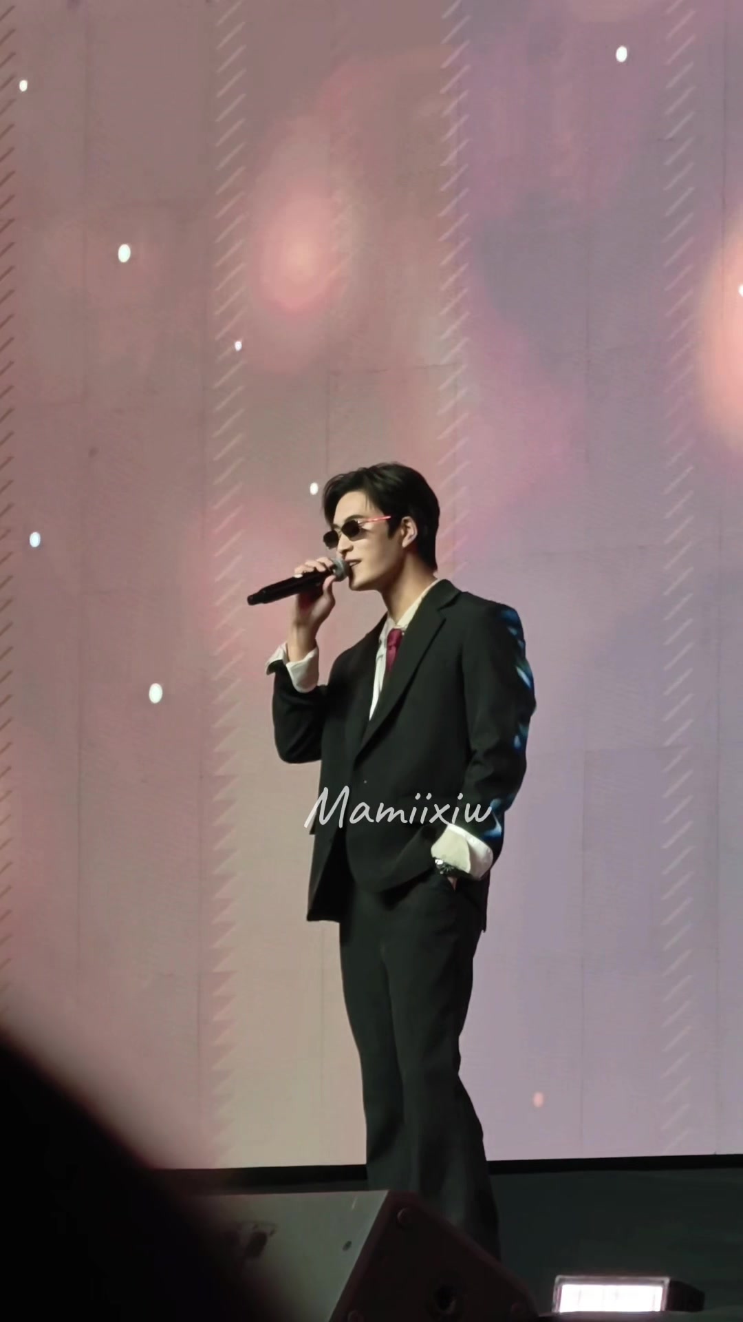 @Mamiiiiiiiiiiiiiiiiiiiiiiixiw2