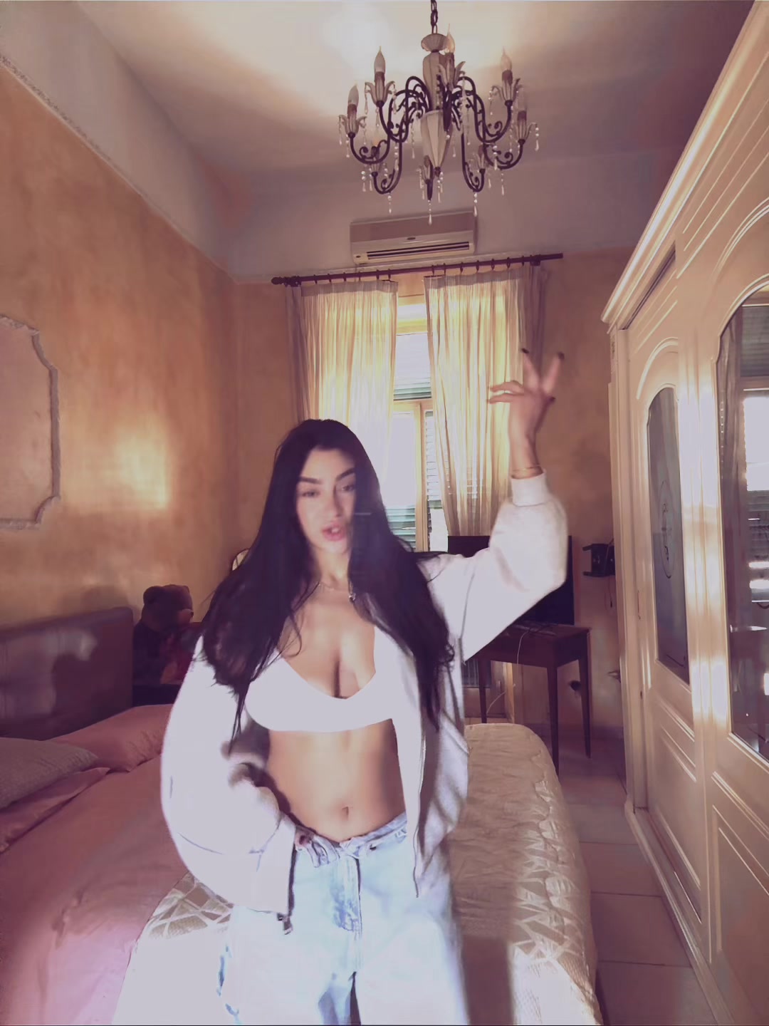 @𝓇 🦂
