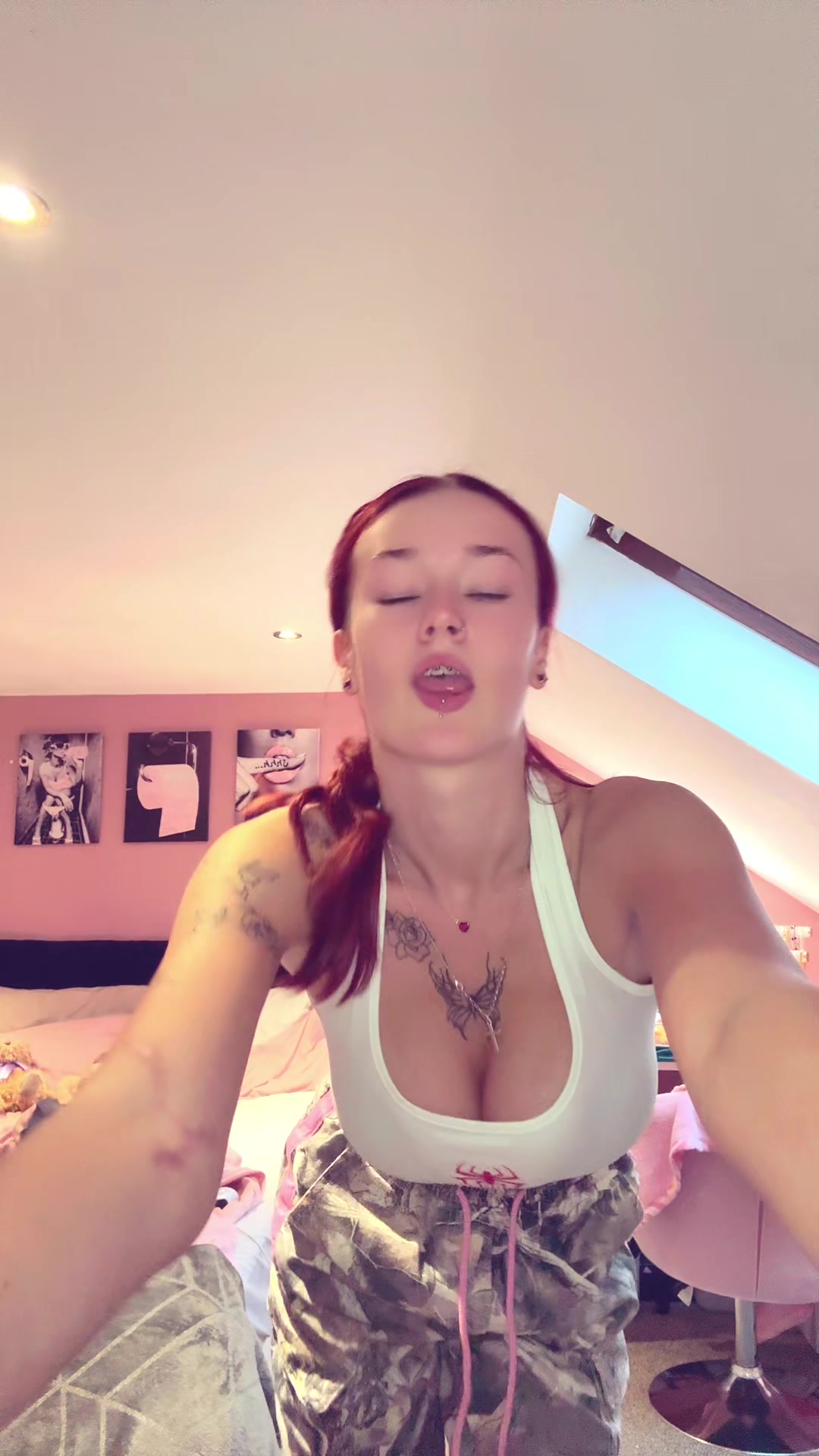 @Liv