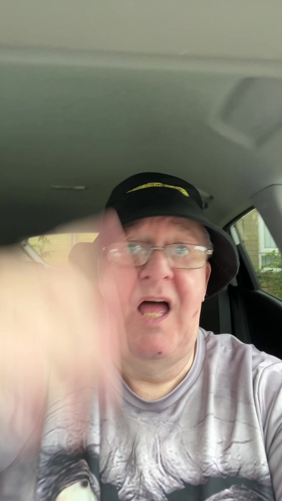 @TECHNO GRANDAD