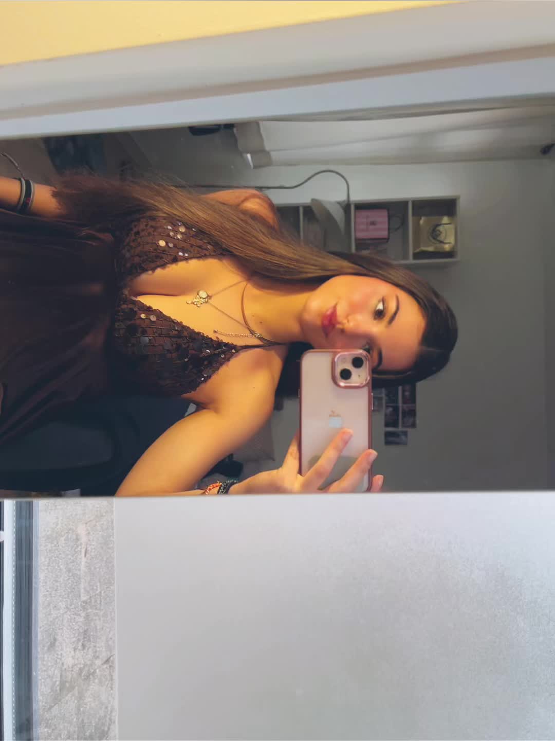 @laauuritaaaaaaa