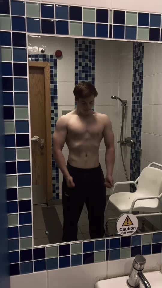 @Charlie❤️Lifts